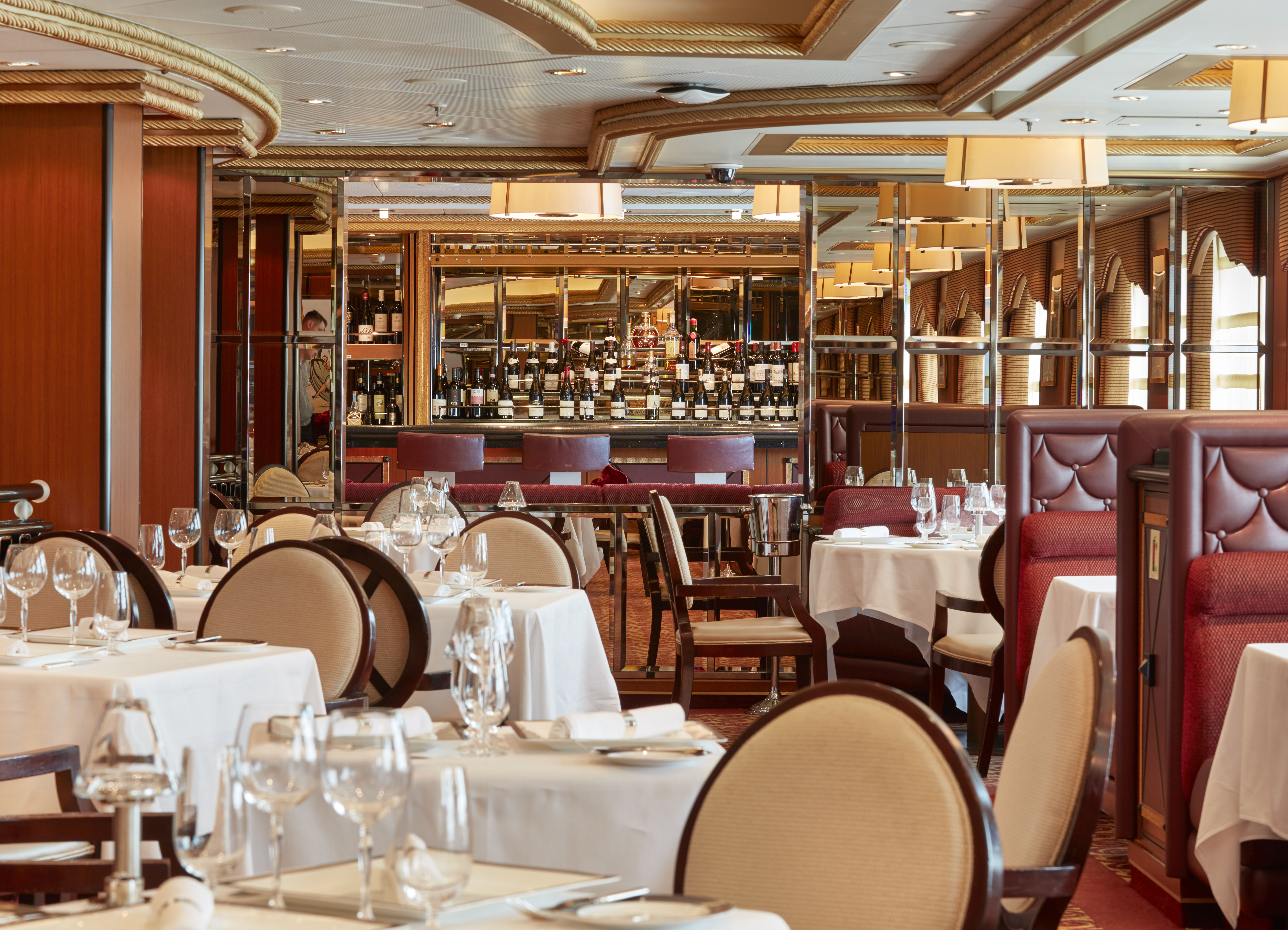 Cunard - Queen Mary 2 - The Verandah 1.jpg